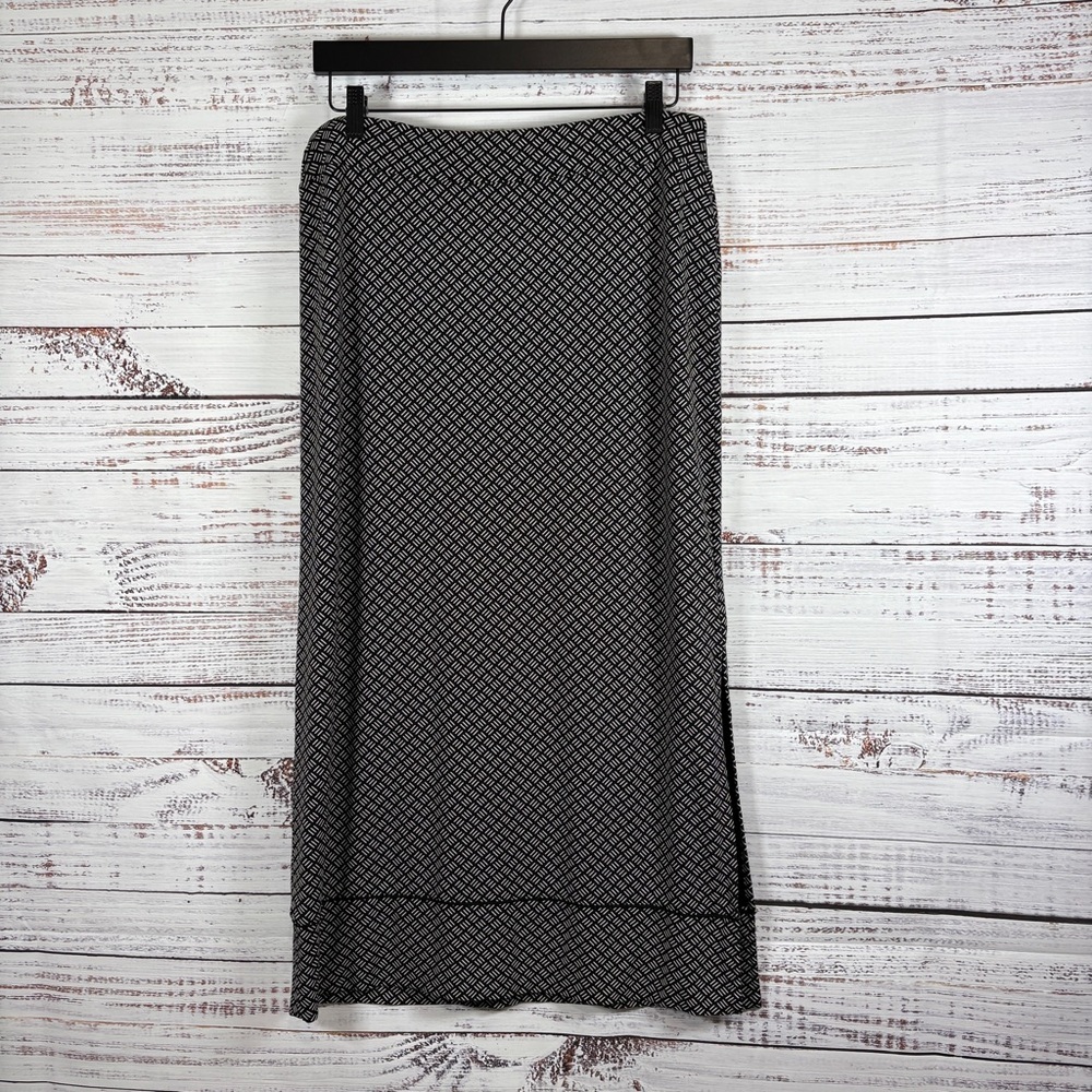 J.Jill Black Geometric Print Pull On Midi Skirt
